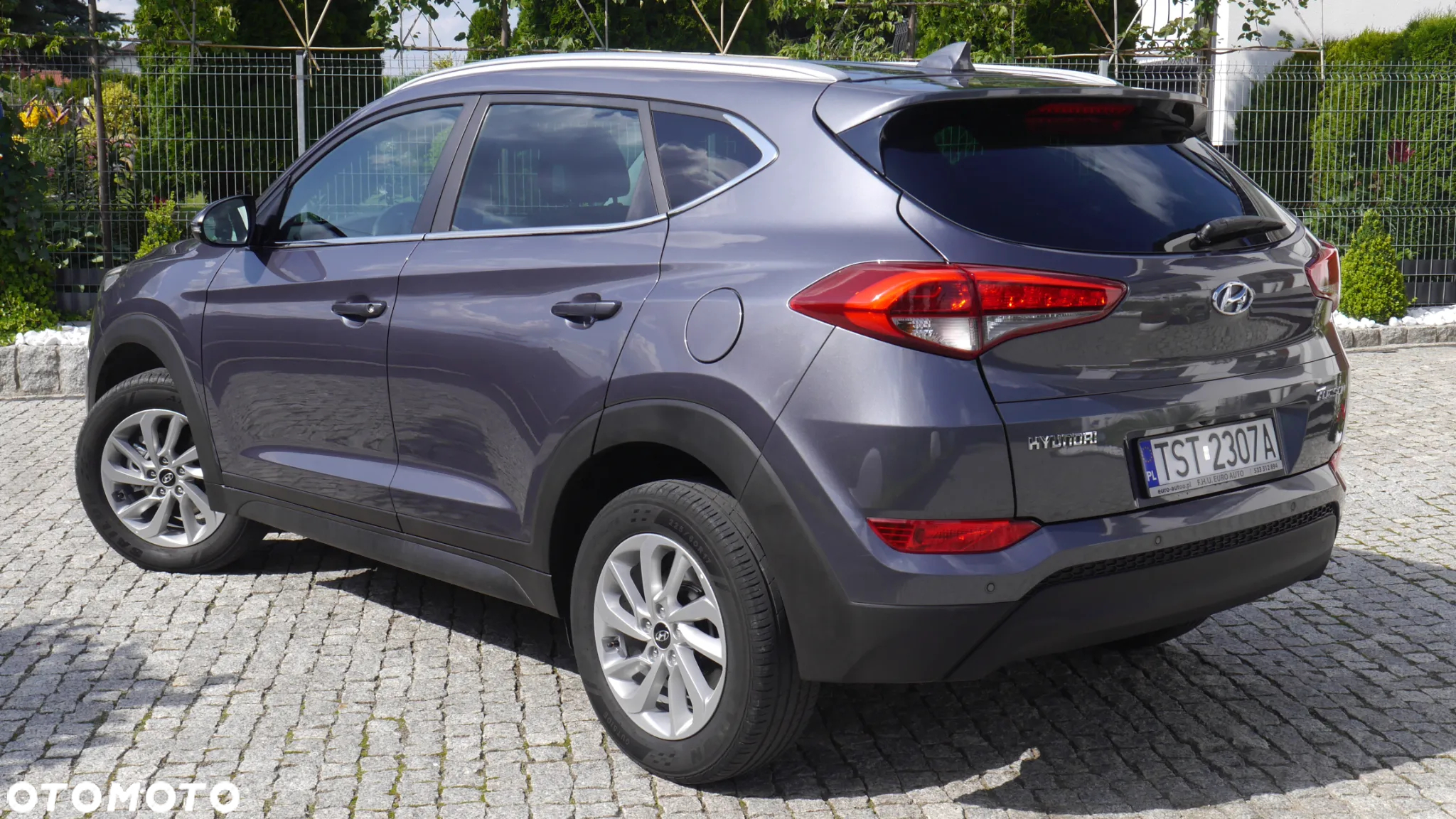 Hyundai Tucson blue 1.7 CRDi 2WD Style - 23