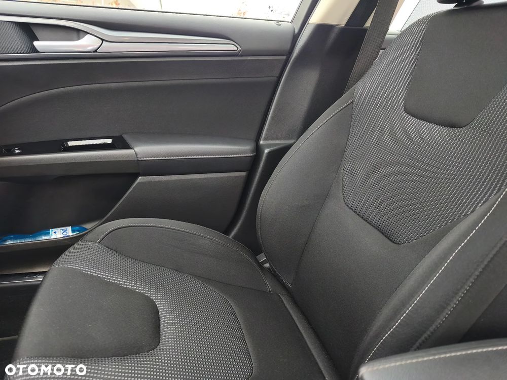 Ford Mondeo 2.0 EcoBlue Allrad Titanium - 17