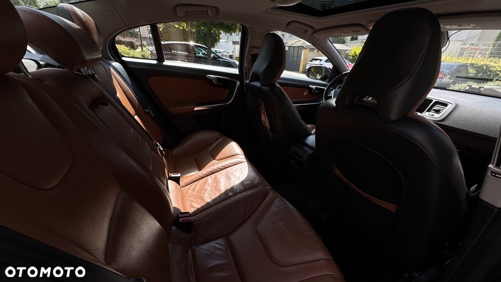 Volvo S60 - 17