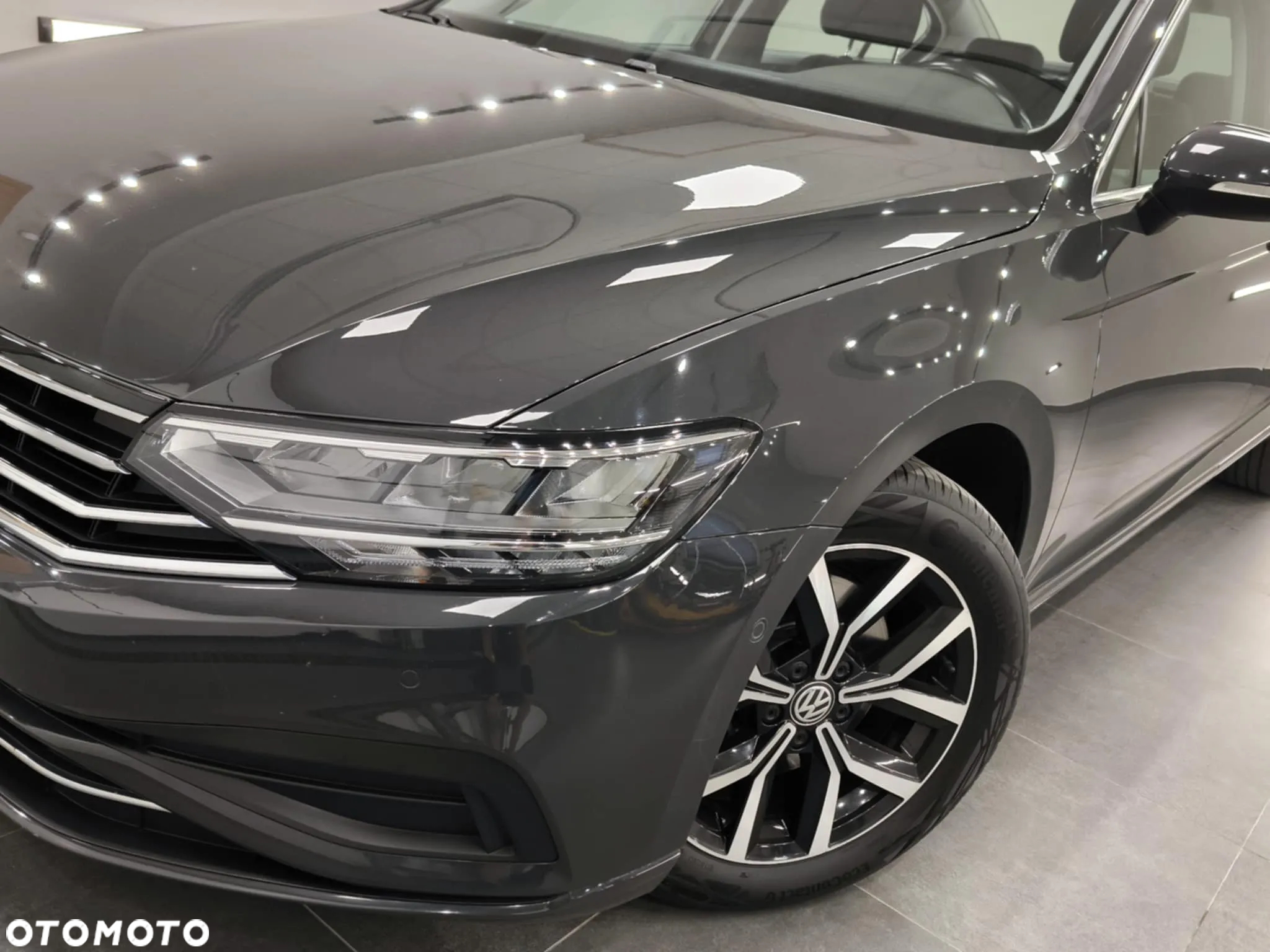 Volkswagen Passat 1.5 TSI EVO Highline DSG - 25