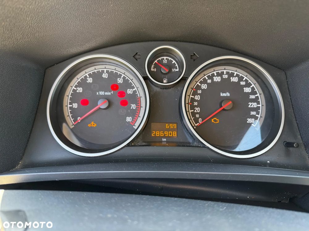 Opel Zafira 1.6 - 7