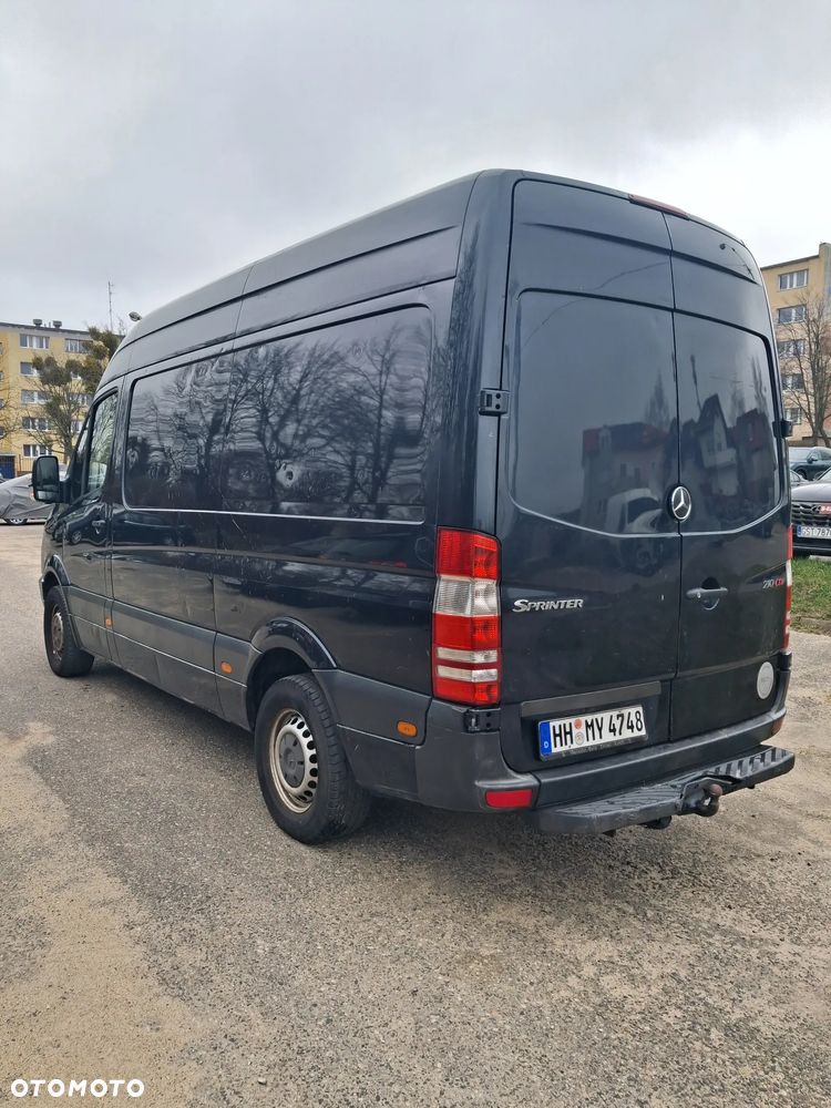 Mercedes-Benz Sprinter - 4