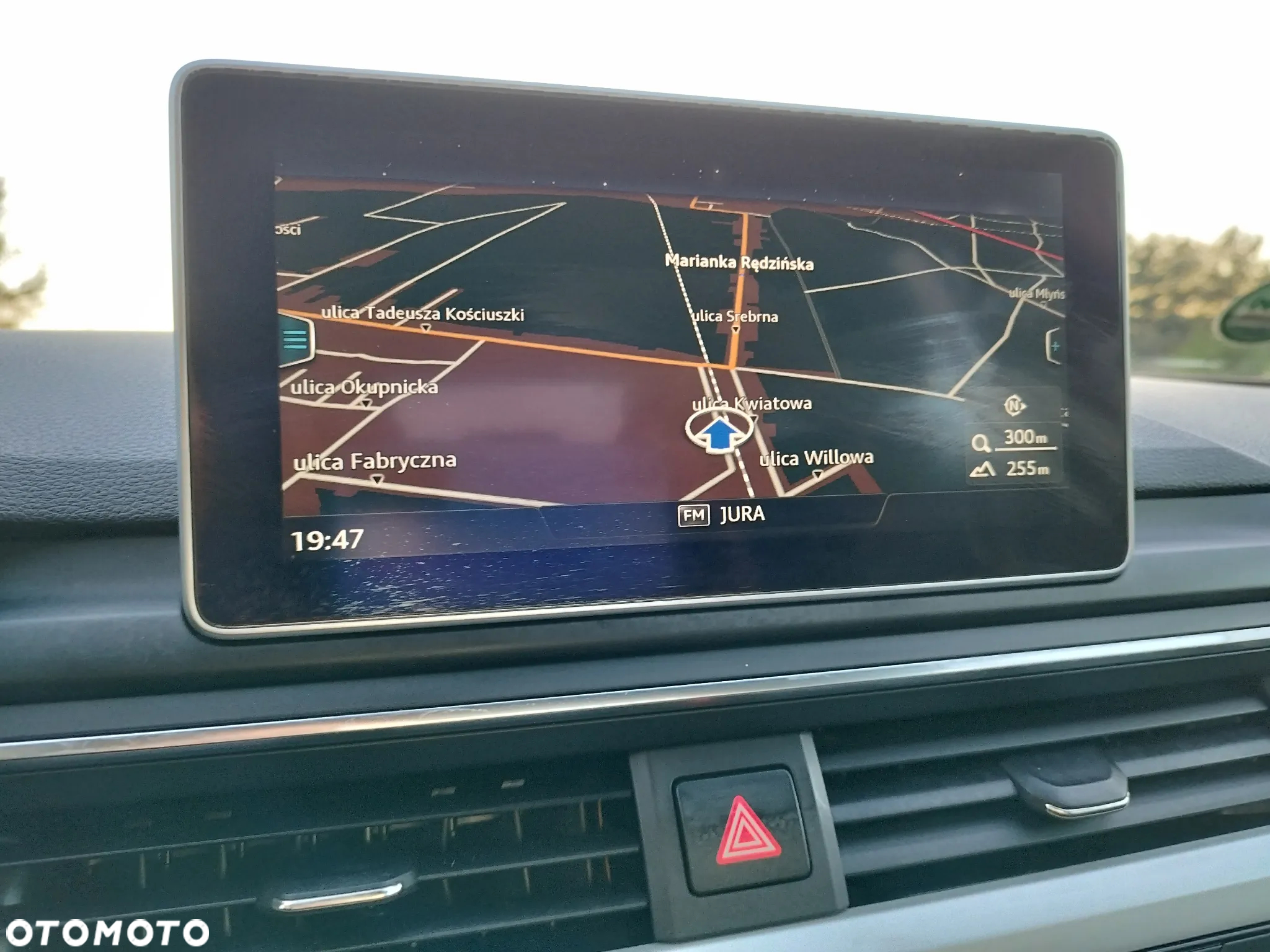 Audi A4 Avant 2.0 TDI design - 14