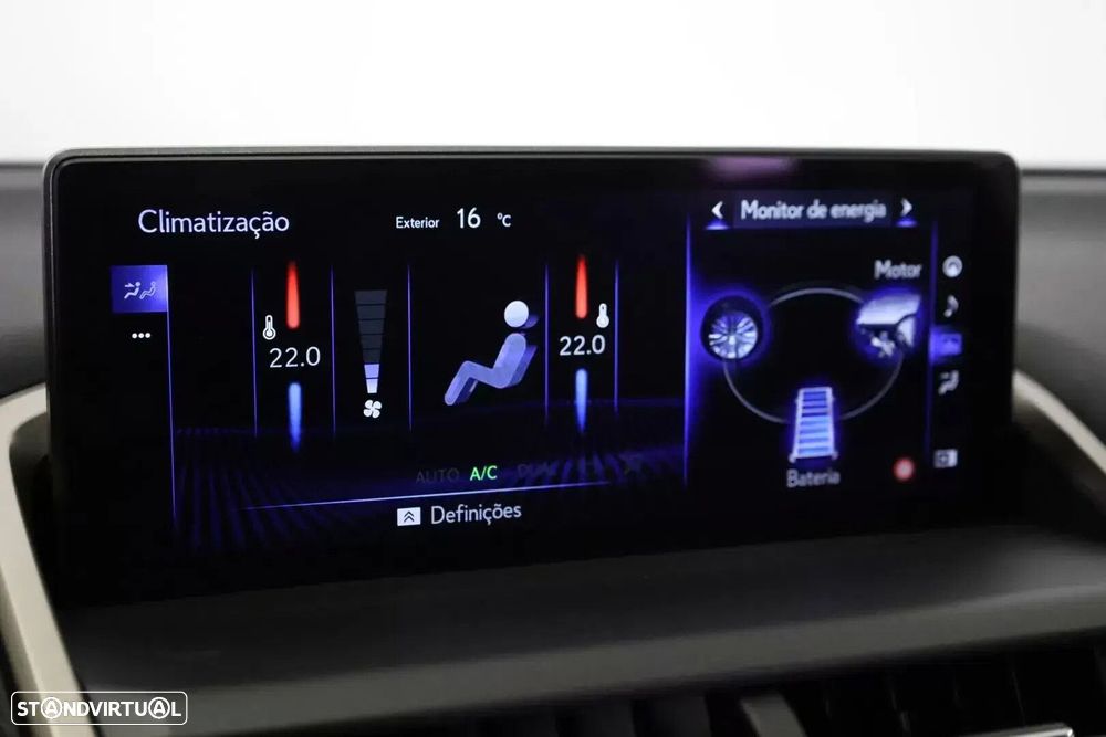 Lexus NX 300h Executive Plus - 35