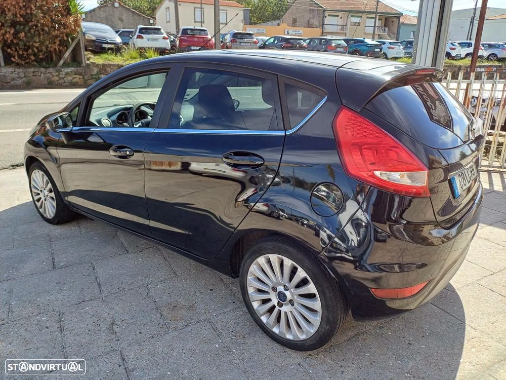 Ford Fiesta - 4