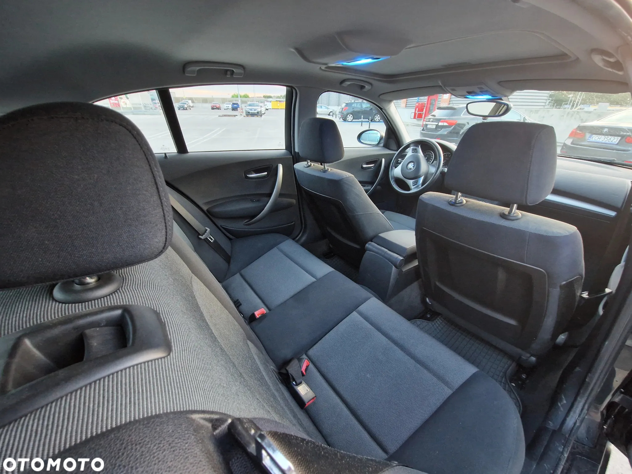 BMW Seria 1 120i - 10