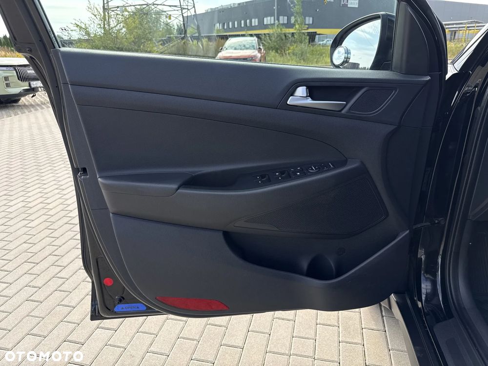 Hyundai Tucson 1.7 CRDI BlueDrive Comfort 2WD - 14