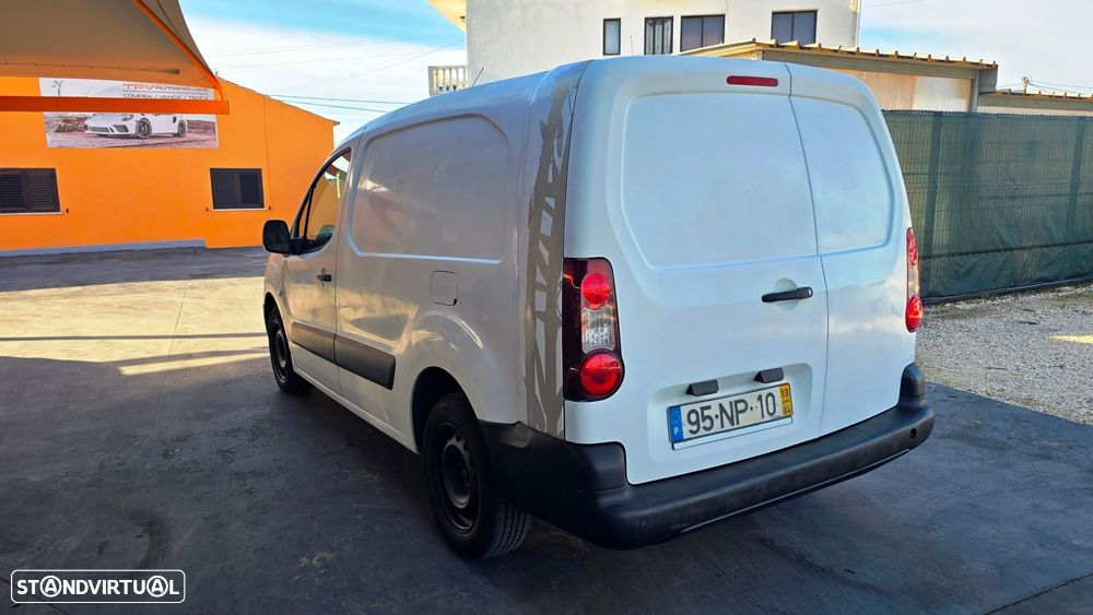 Citroën Berlingo 1.6 HDi 800 3L Longo - 14