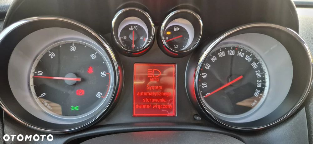 Opel Astra 1.7 CDTI DPF Cosmo - 13