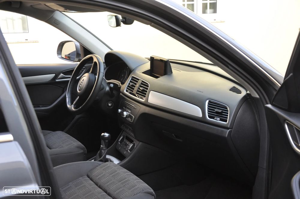 Audi Q3 2.0 TDI S-line - 45