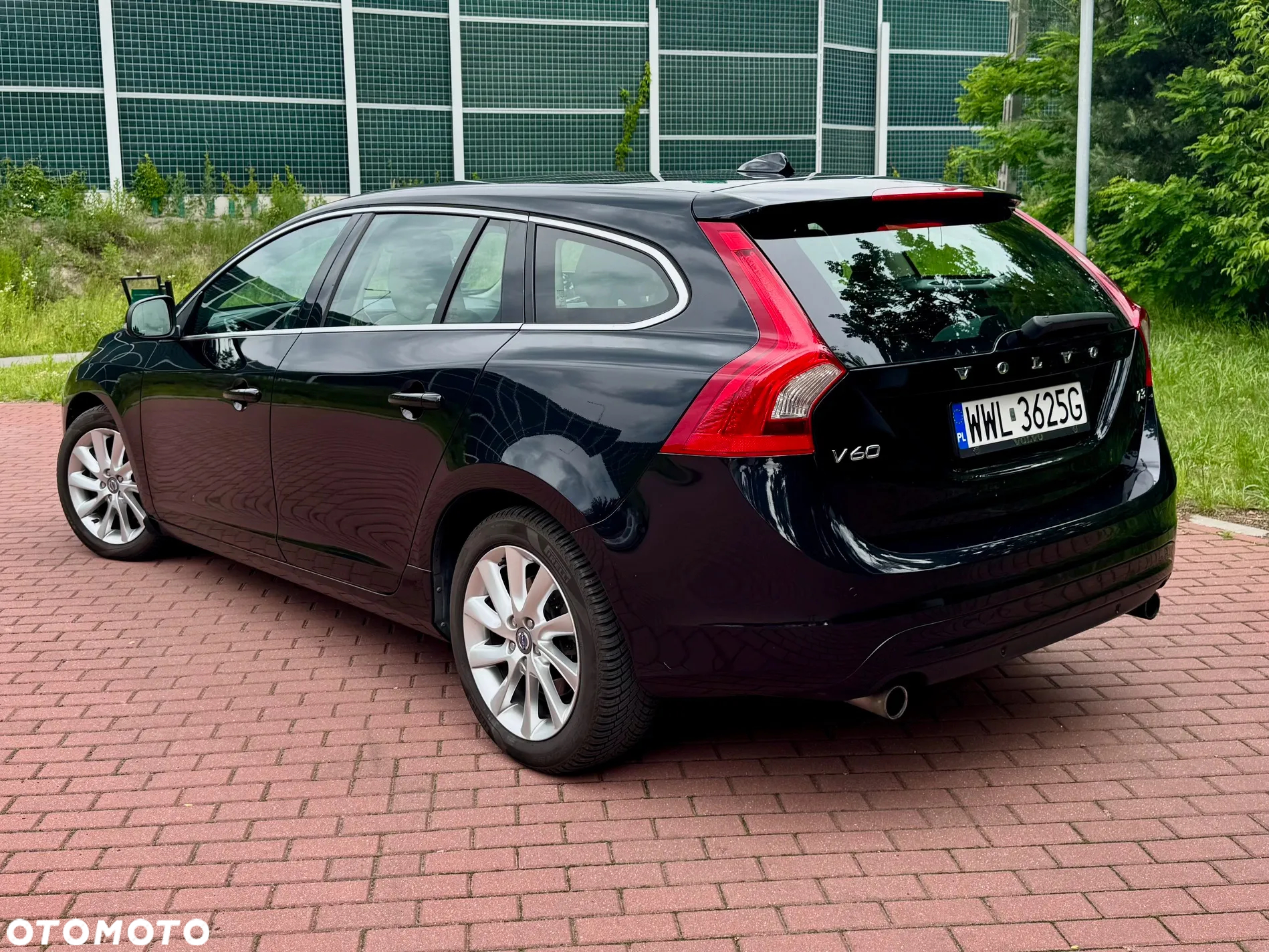 Volvo V60 T3 Summum - 4