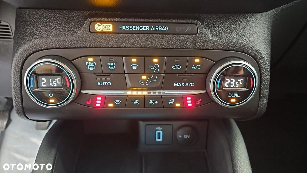 Ford Focus 1.0 EcoBoost Titanium ASS - 19