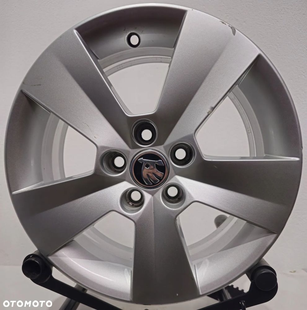 FELGI ALUMNINIOWE ORG. SKODA 6x15 ET38 5x100 5JA601025N