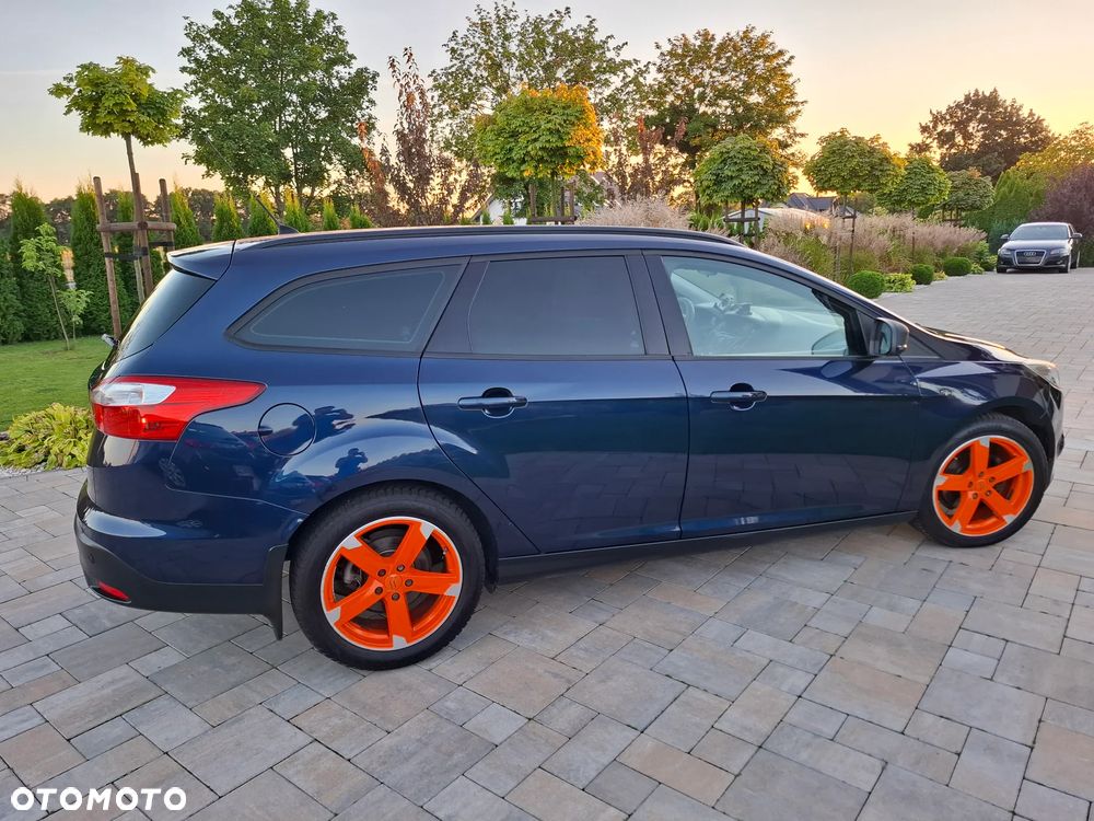 Ford Focus 1.6 TDCi DPF Champions Edition - 23