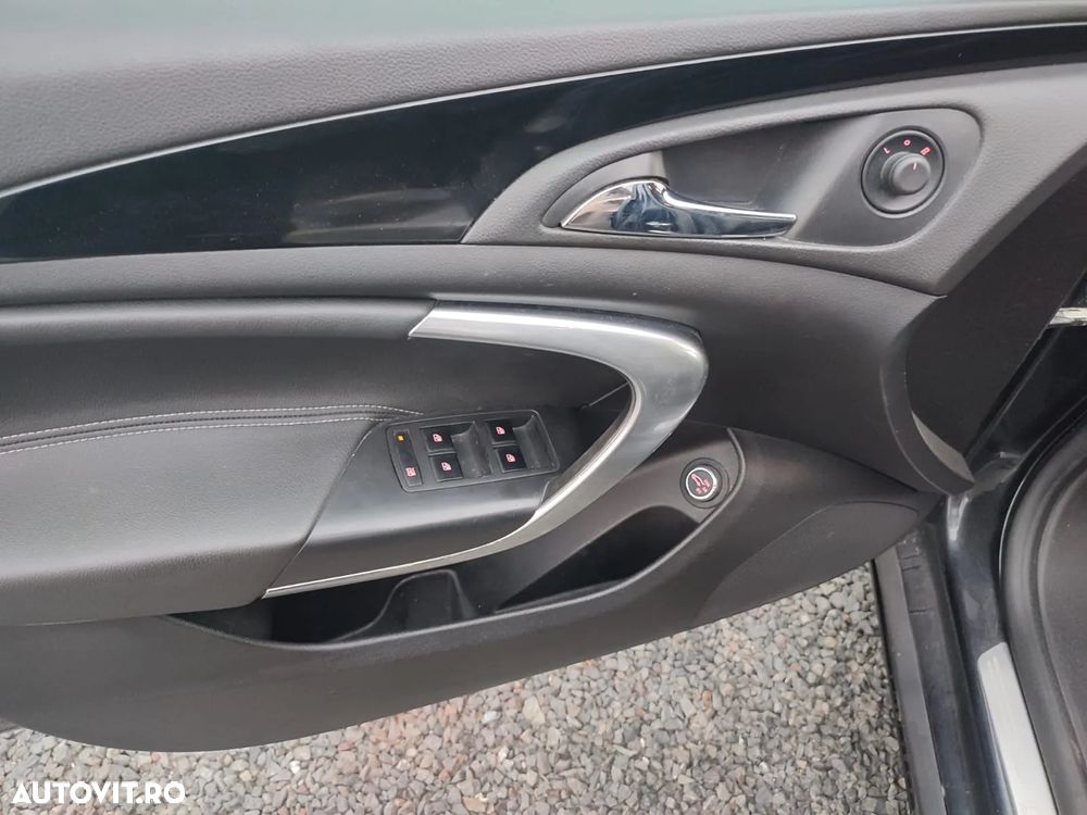 Opel Insignia - 13