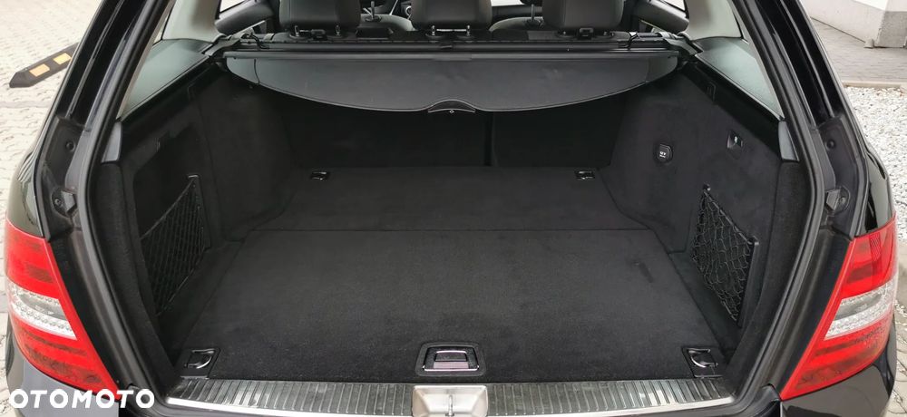 Mercedes-Benz Klasa C 180 (BlueEFFICIENCY) 7G-TRONIC Avantgarde - 25
