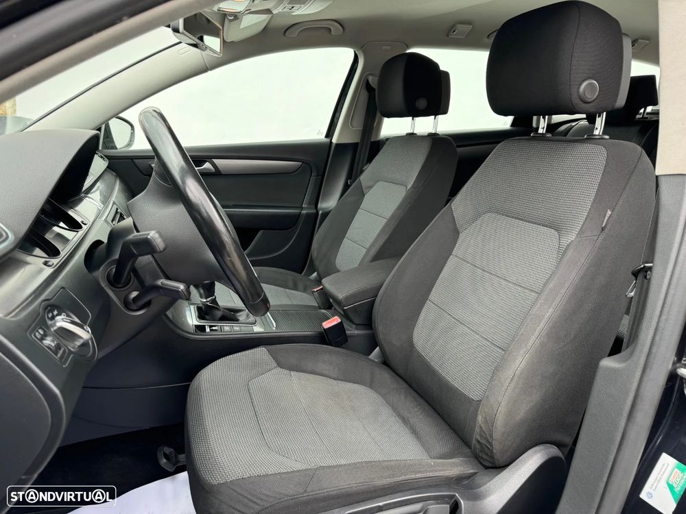 VW Passat Variant 2.0 TDi Highline - 15