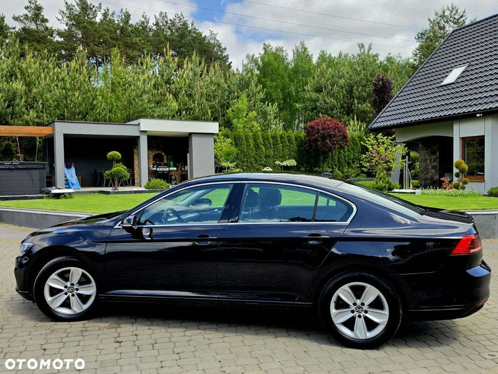 Volkswagen Passat - 6