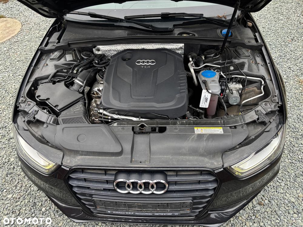 Audi A4 Avant 2.0 TDI DPF clean diesel quattro S tronic S line Sportpaket - 28