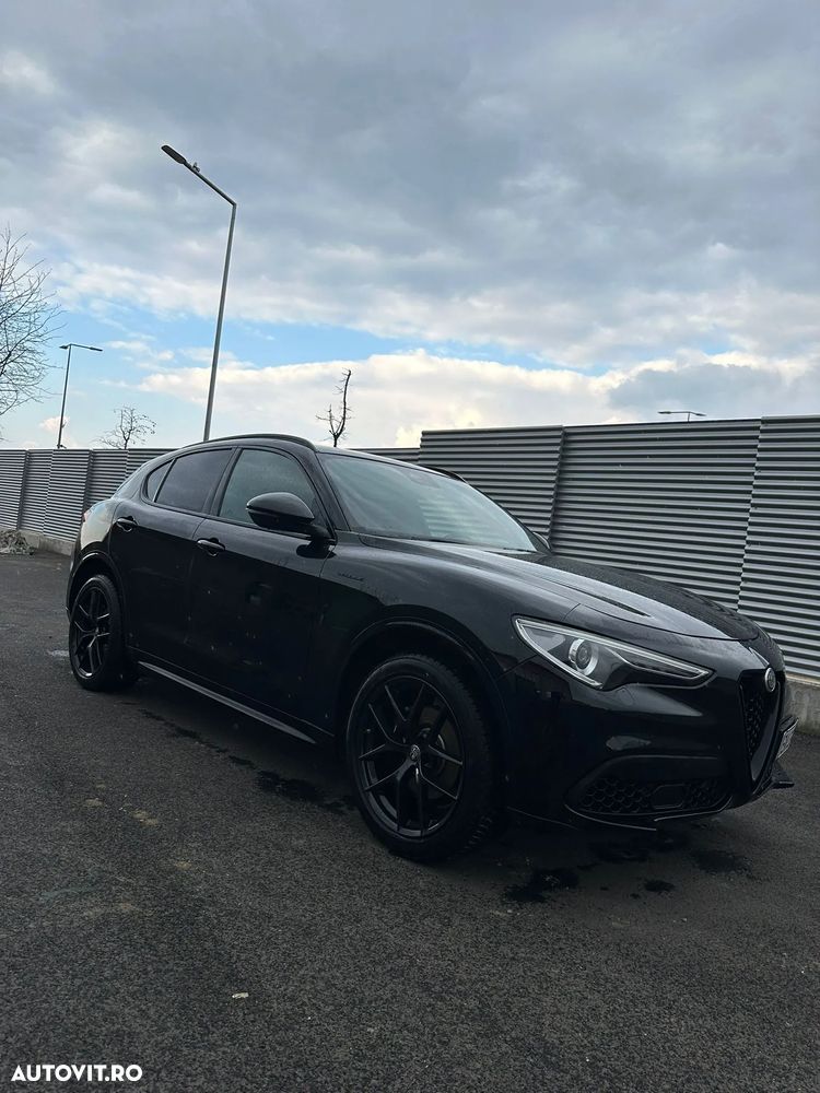 Alfa Romeo Stelvio 2.0 Turbo AWD AT8 Veloce - 2