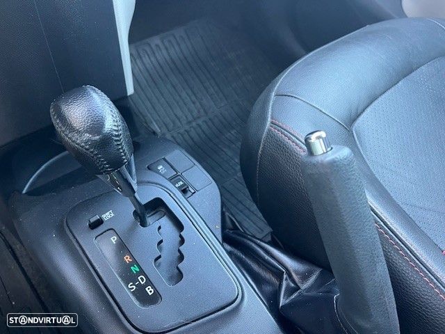 Toyota iQ 1.0 VVT-i 2 MultiDrive EP - 11