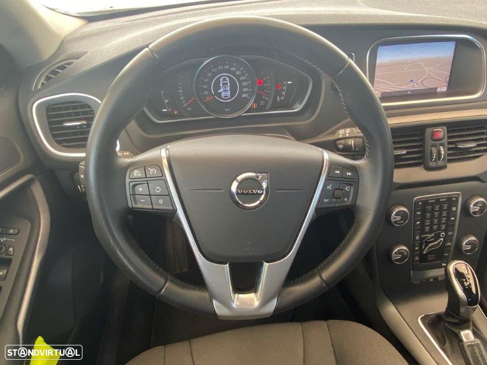 Volvo V40 Cross Country 1.5 T3 Plus Geartronic - 8