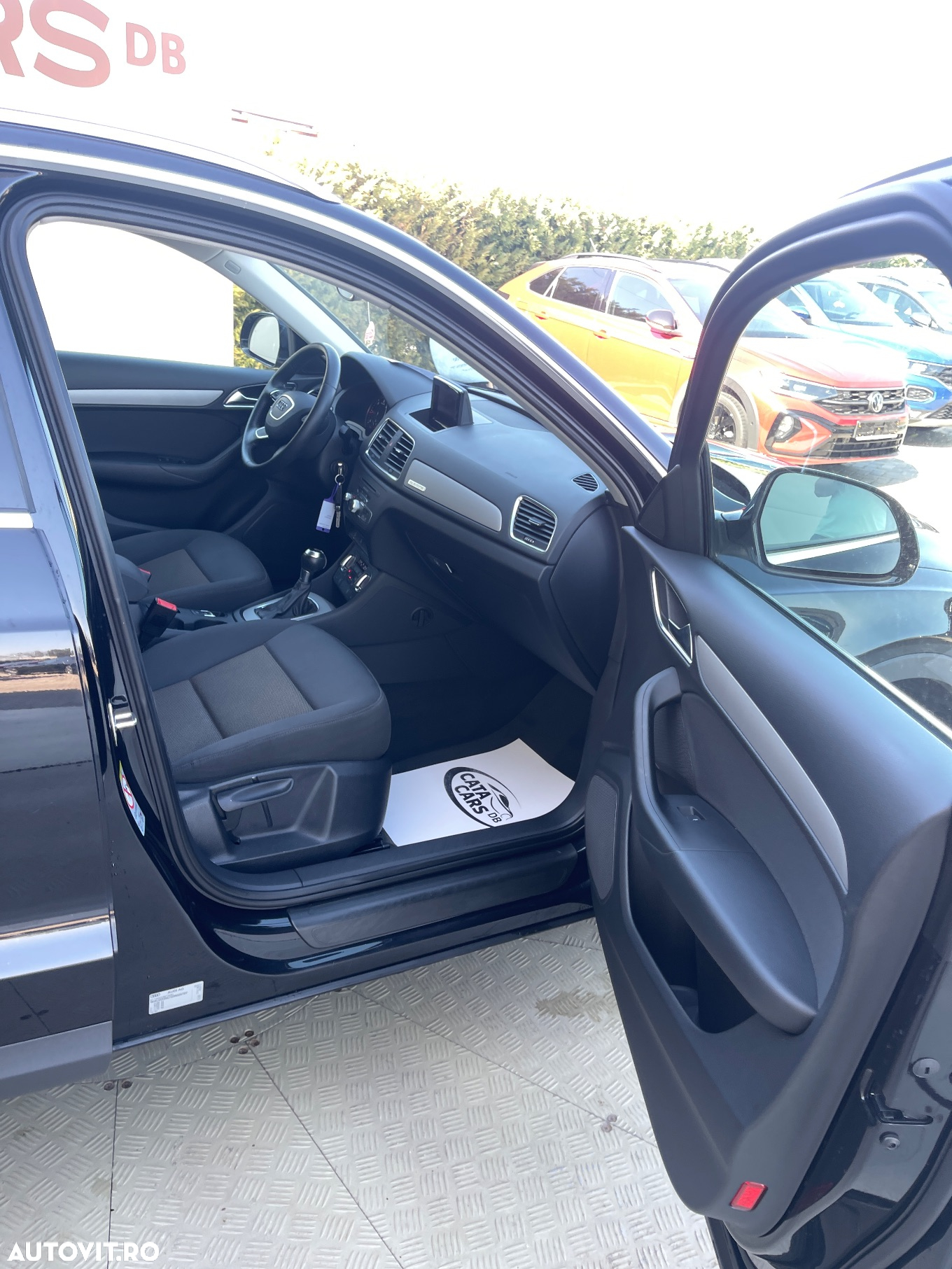 Audi Q3 2.0 TDI Quattro S tronic - 23