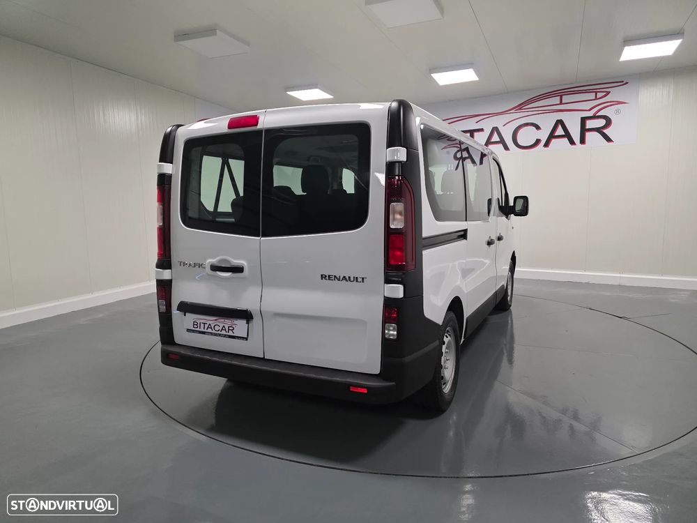 Renault Trafic - 25