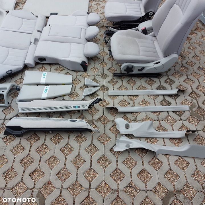 FOTELE KANAPA WNETRZE BOCZKI DYWANY POSZYCIA KOMPLET MERCEDES C W203 LIFT COMBI KOMBI ORYG DEMONTAZ - 7