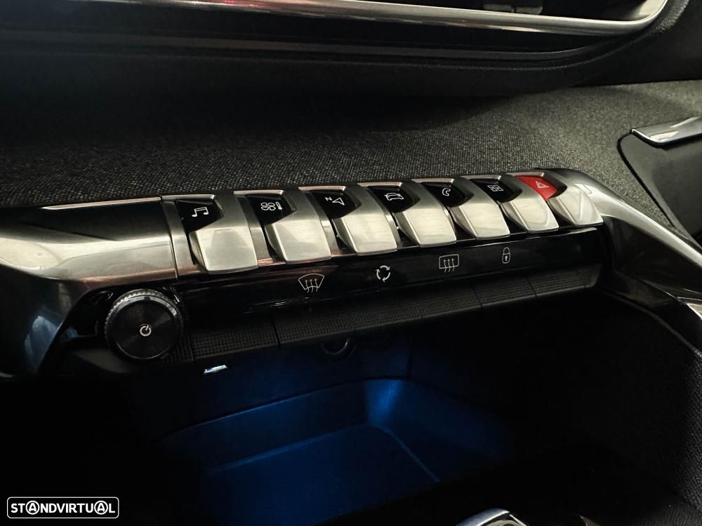 Peugeot 3008 1.6 BlueHDi Crossway EAT6 - 23