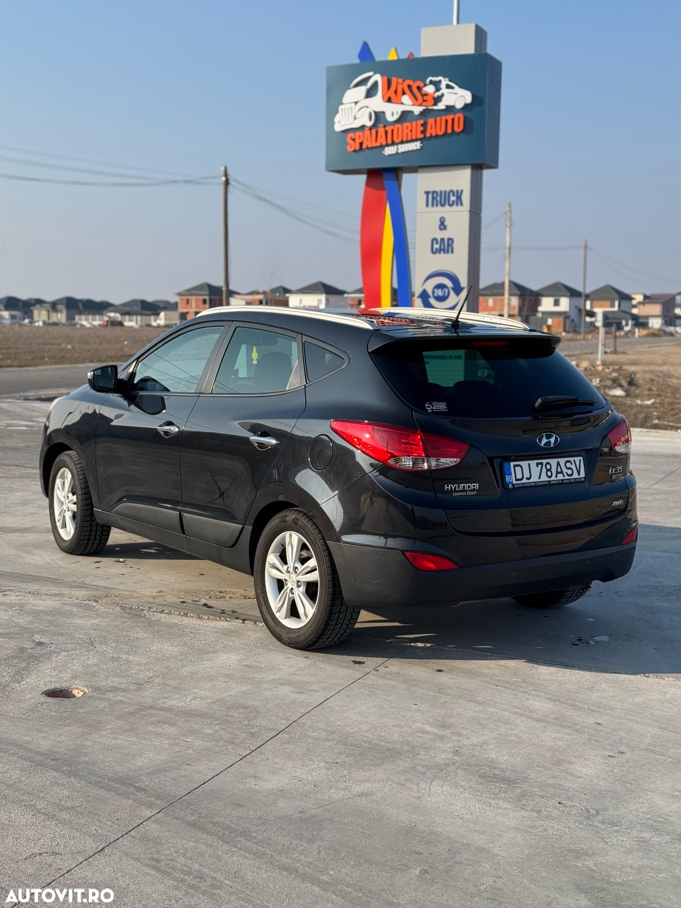 Hyundai ix35 2.0 CRDI Low 2WD GL Classic - 4