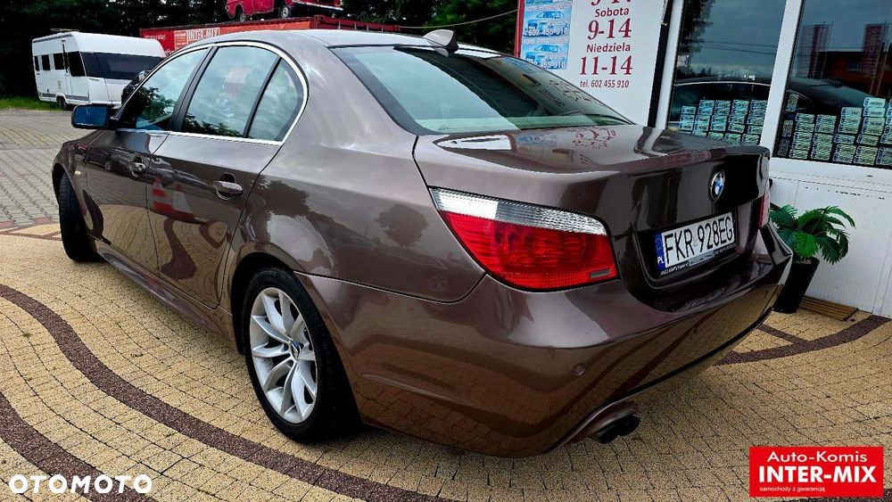 BMW Seria 5 523i - 7