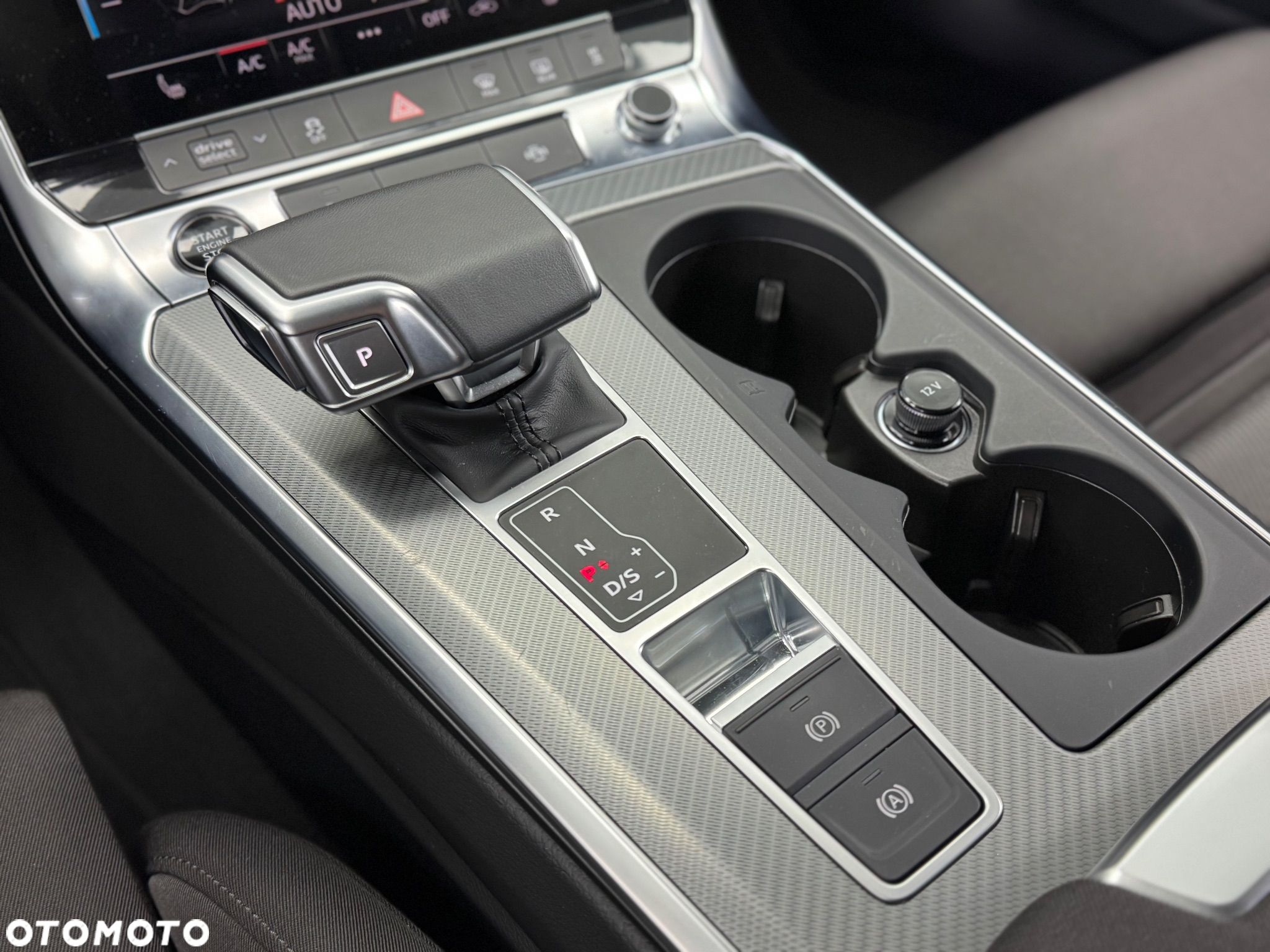 Audi A6 Avant 40 TDI quattro S tronic - 8