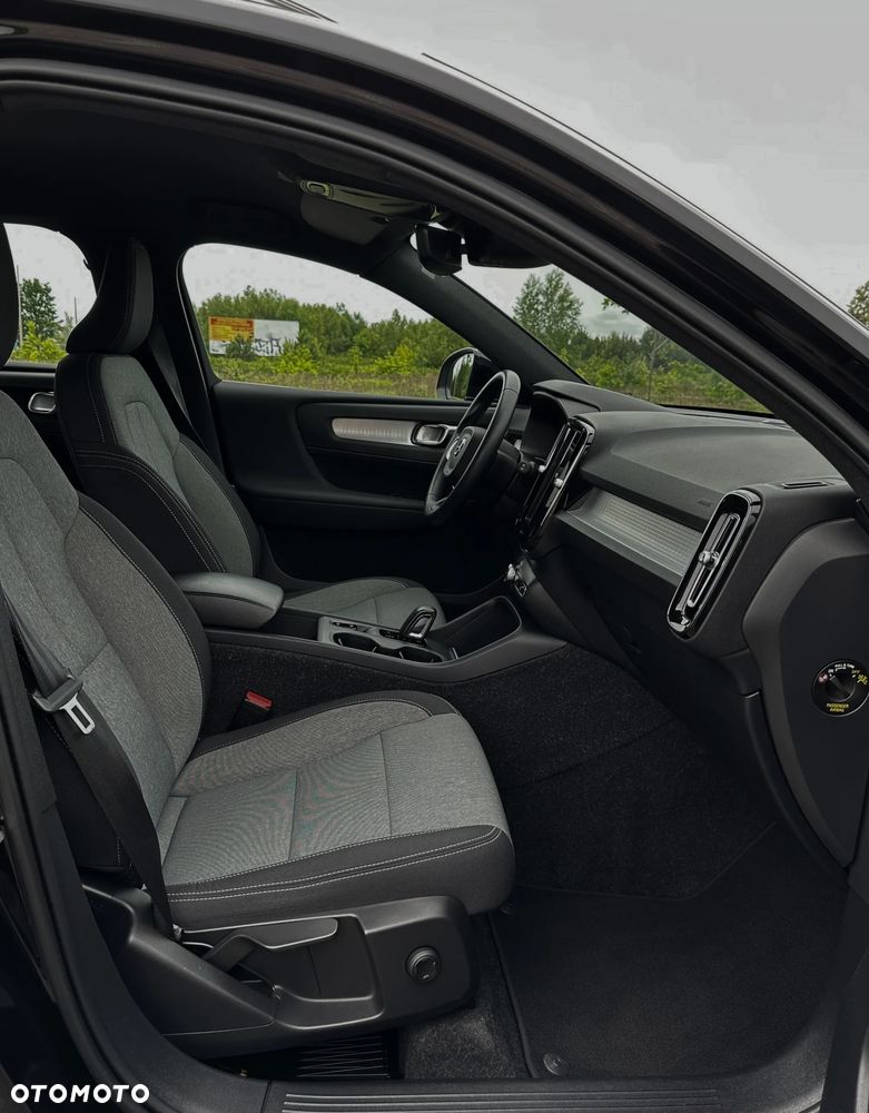 Volvo XC 40 - 22