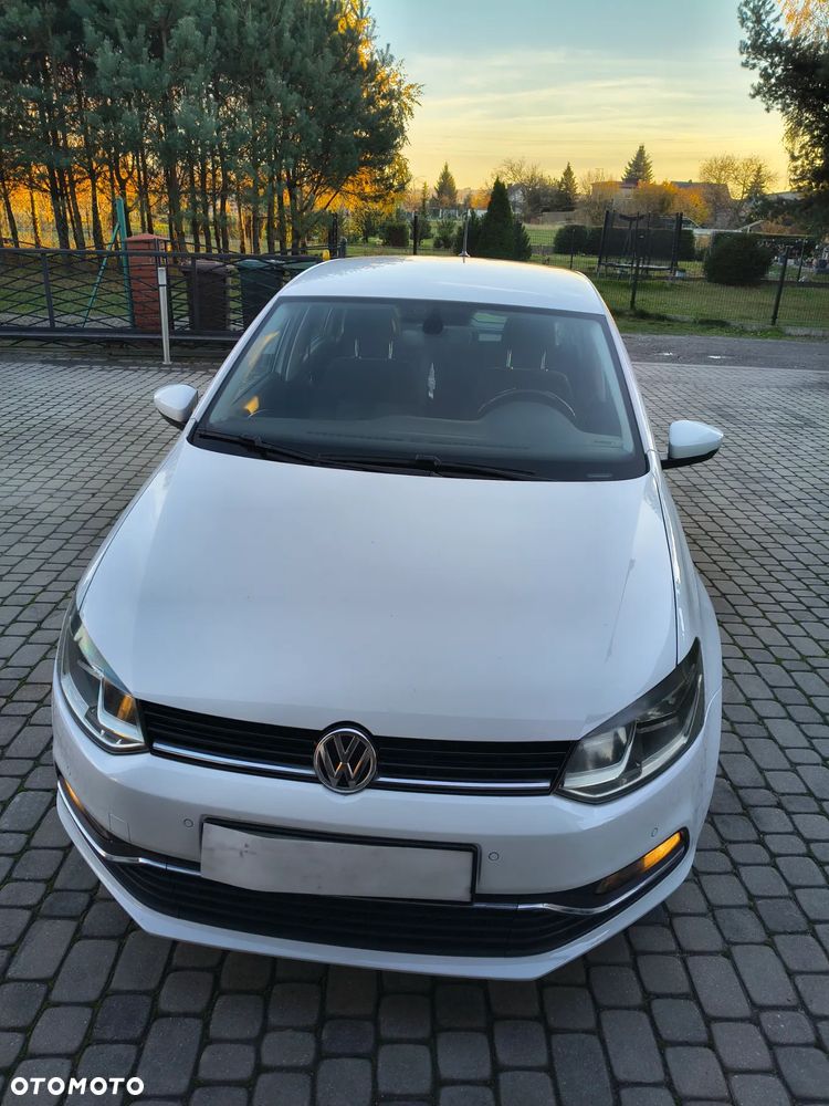 Volkswagen Polo 1.2 TSI Blue Motion Technology DSG Allstar - 2