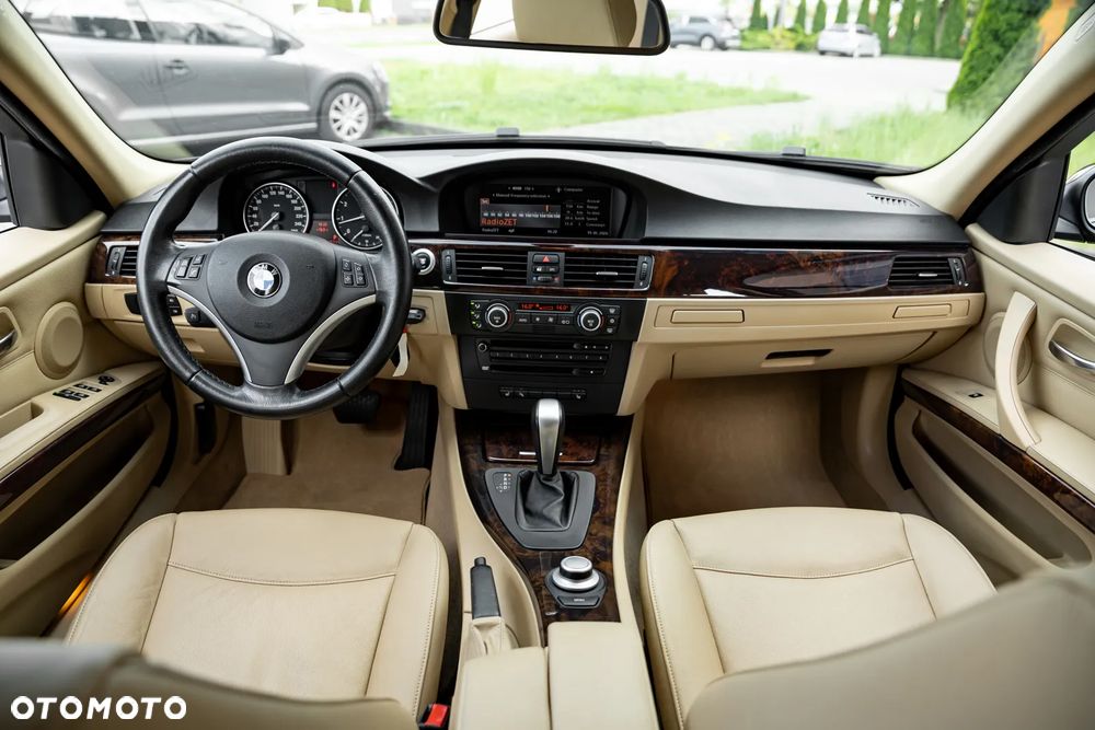 BMW Seria 3 320i Edition Lifestyle - 25