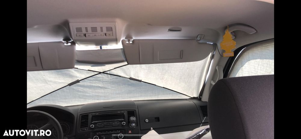 Volkswagen Multivan - 15