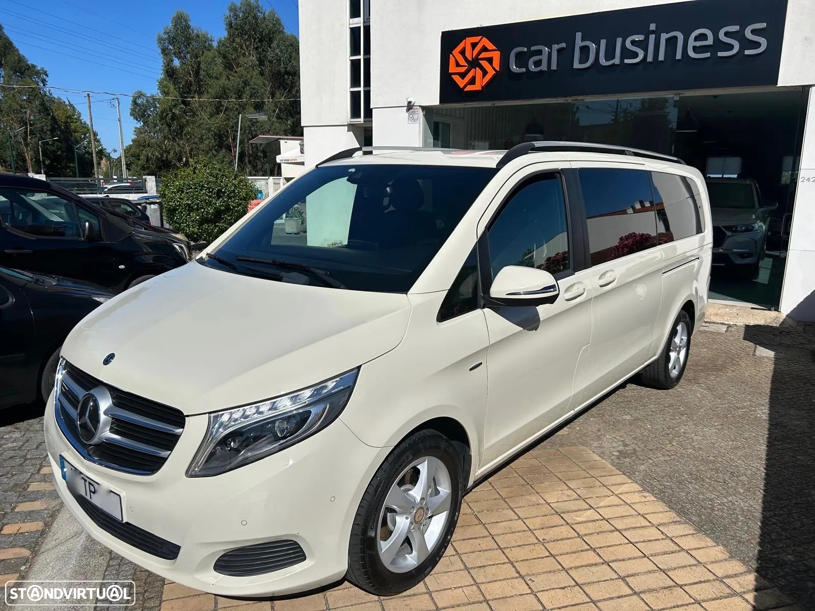 Mercedes-Benz V 250 d Longo Avantgarde - 11
