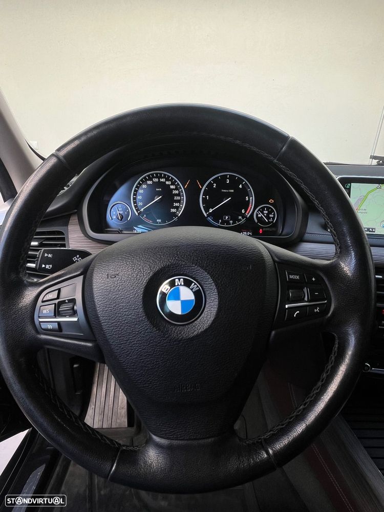 BMW X5 xDrive40d - 8