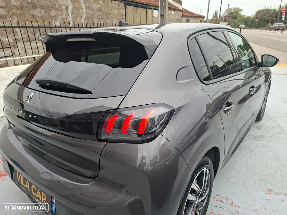 Peugeot 208 PureTech 130 EAT8 Allure - 9