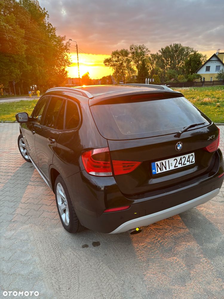 BMW X1 sDrive18i - 12