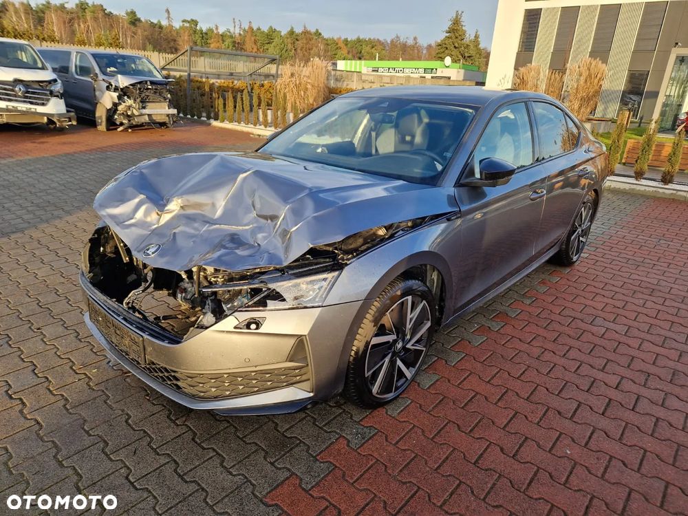 Skoda Octavia 1.5 TSI ACT Sportline - 6