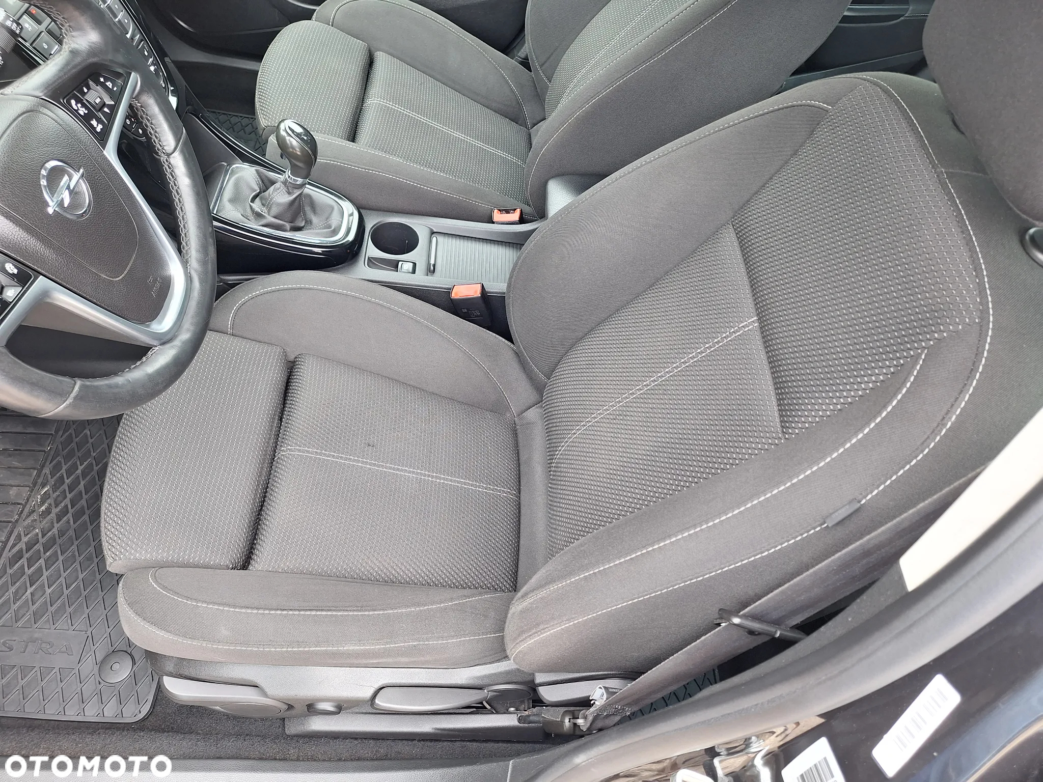 Opel Astra - 16