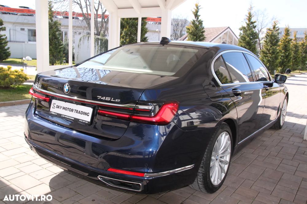 BMW Seria 7 745Le xDrive AT PHEV - 29