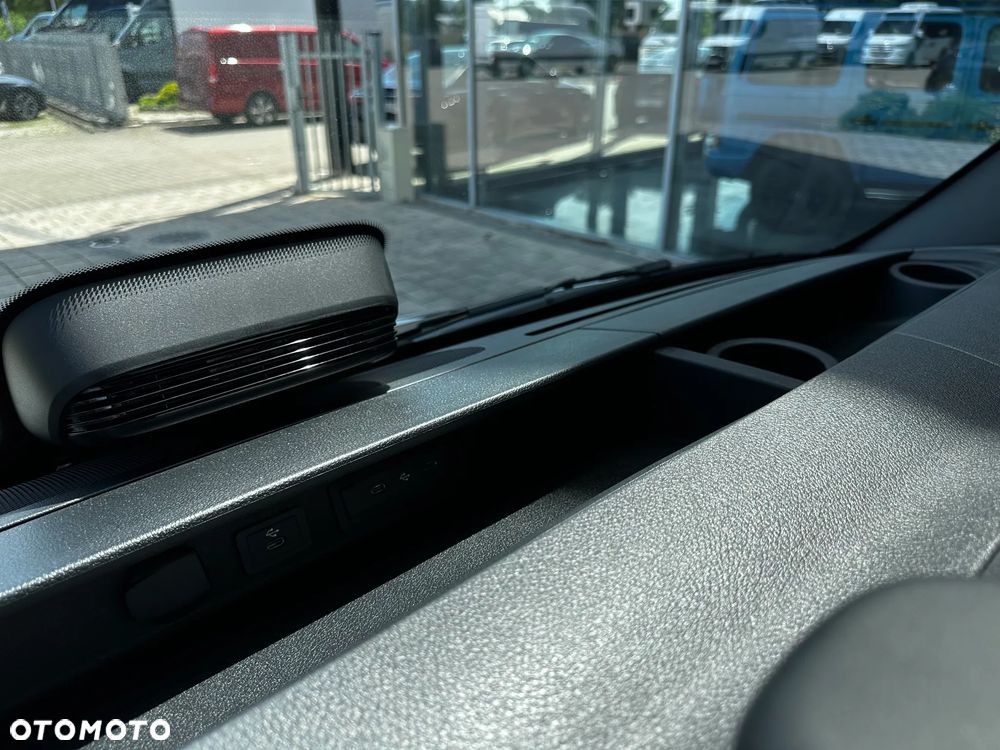 Mercedes-Benz Sprinter - 18