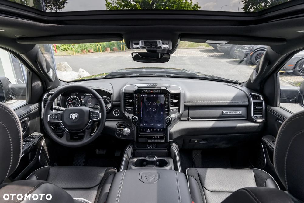 RAM 1500 Laramie Night Premium - 29