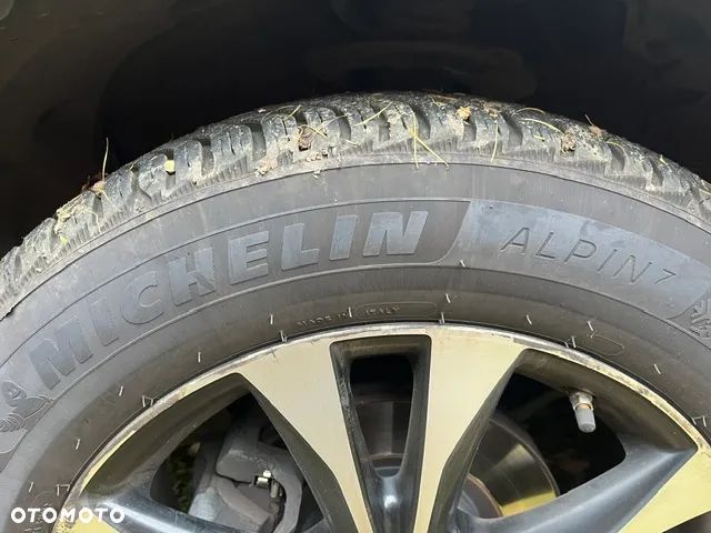 Toyota RAV4 2.0 D-4D Premium - 12