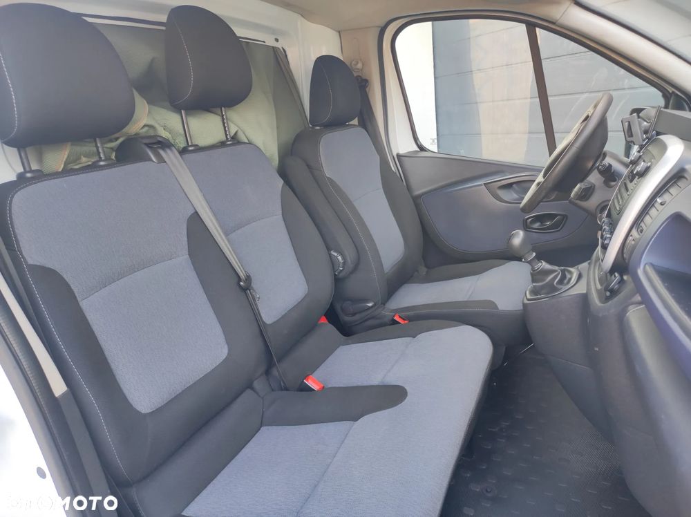 Opel vivaro - 13