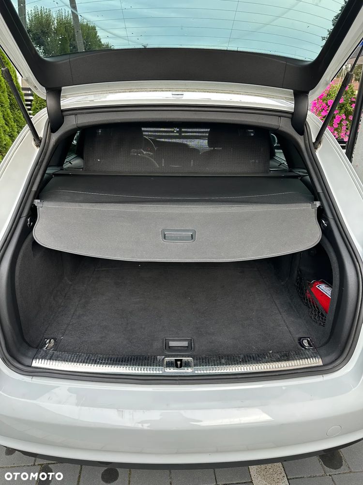 Audi A4 Avant - 9