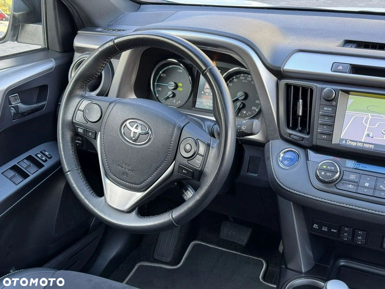 Toyota RAV4 - 16